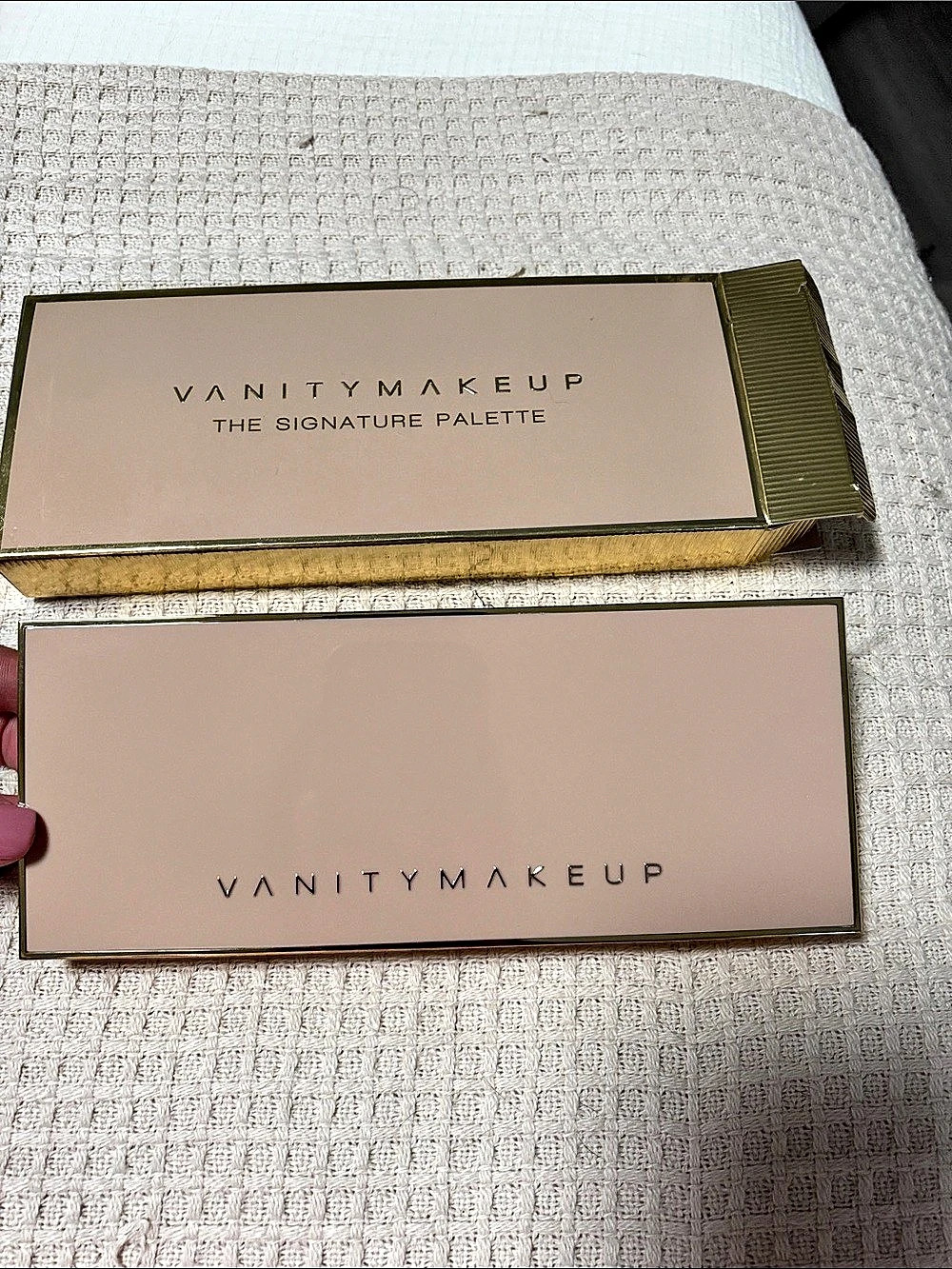 Vanity Makeup The Signature Palette Eyeshadow Palette in Gold & Brown NWT